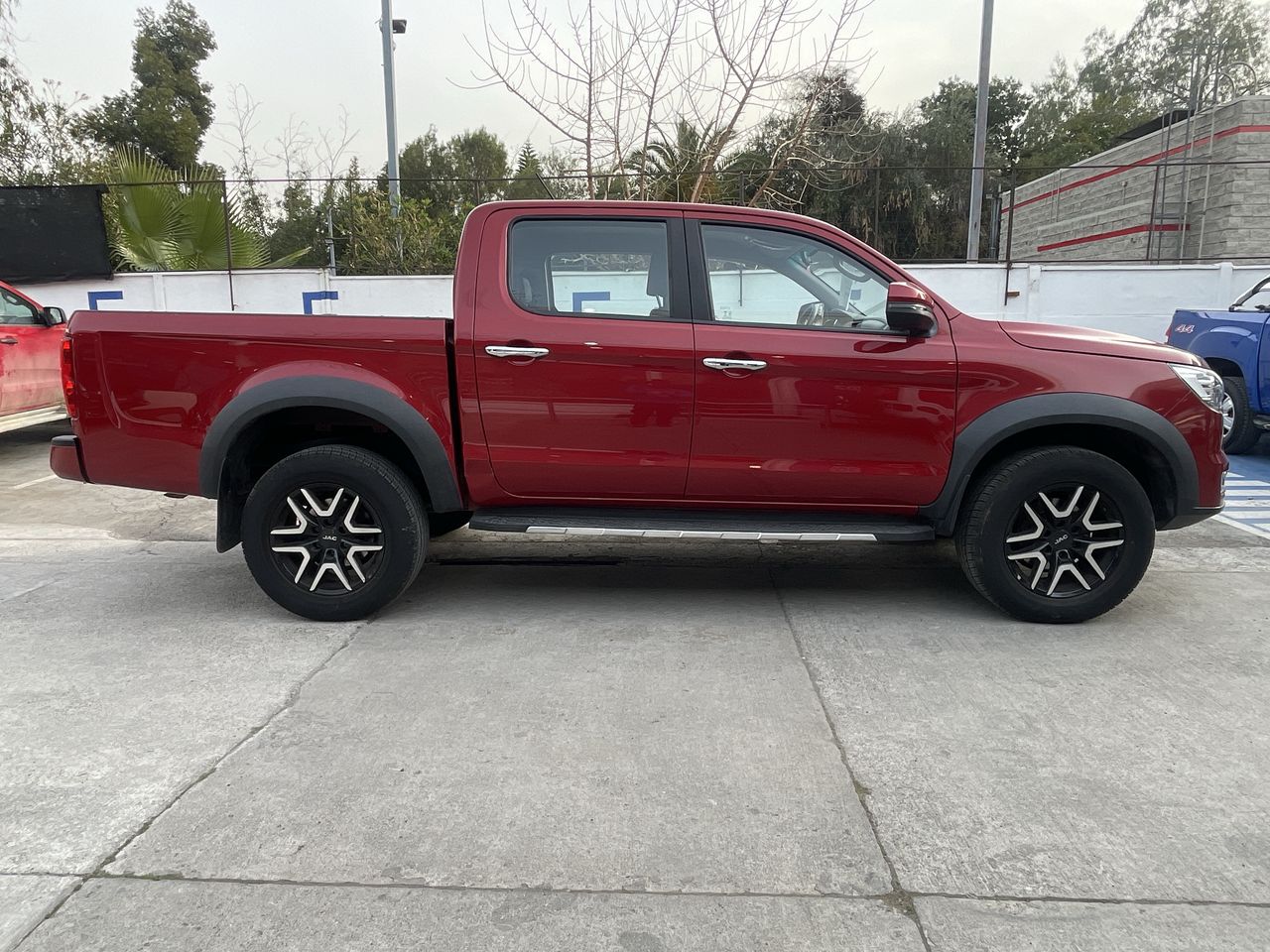 JAC - 8