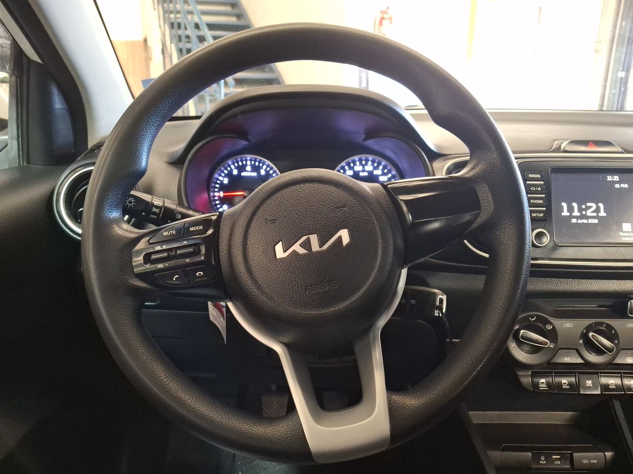 KIA - 14