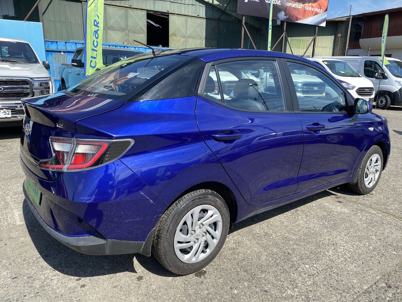 HYUNDAI - 7