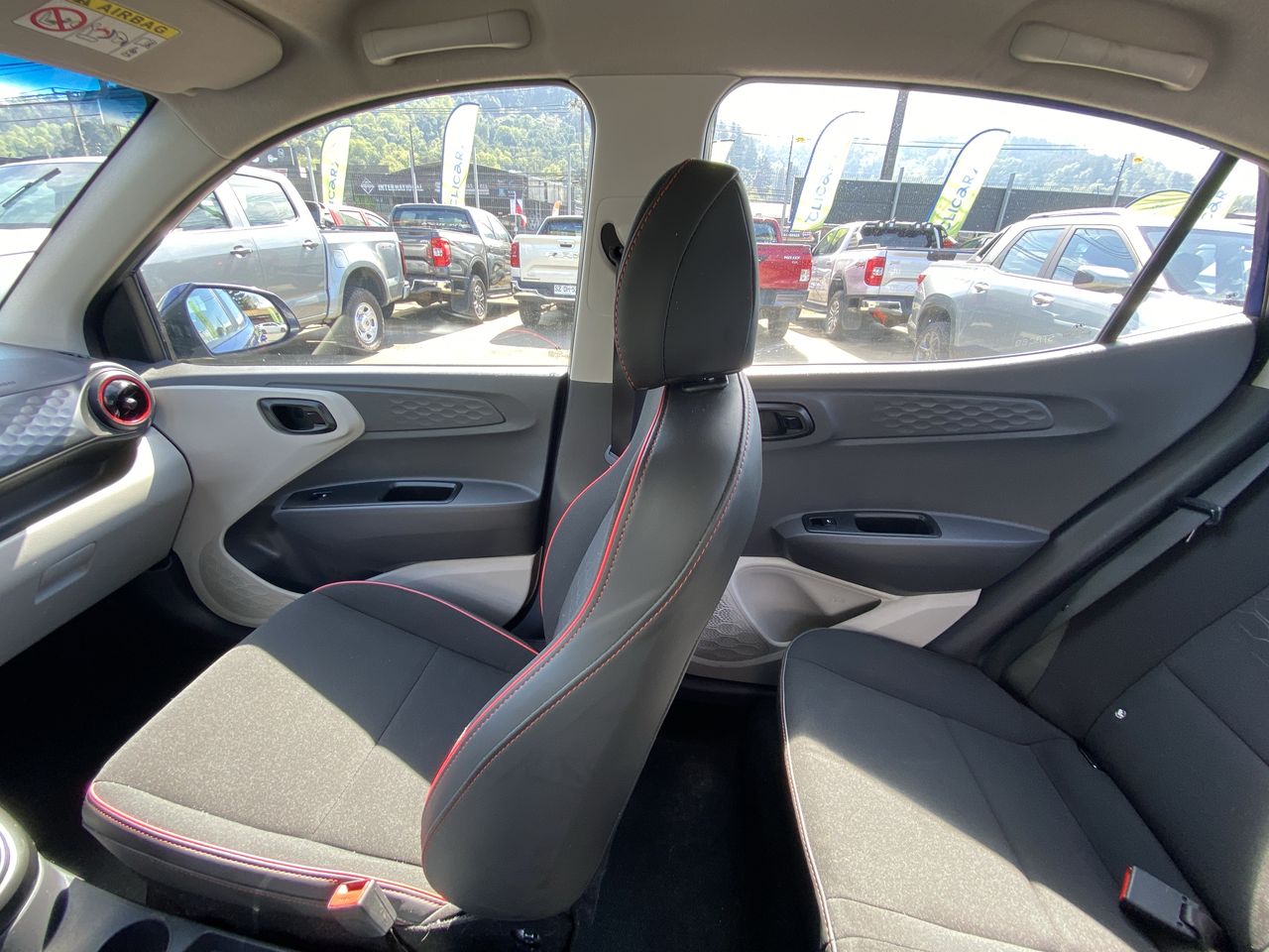 HYUNDAI - 11