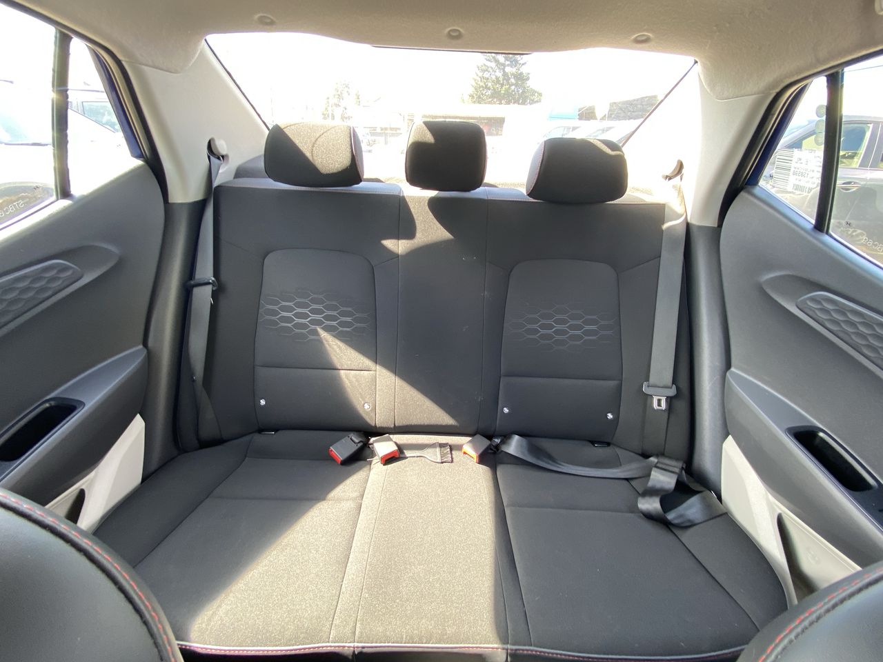 HYUNDAI - 13