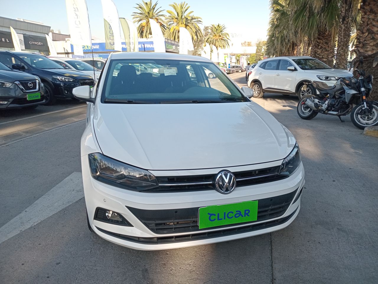 VOLKSWAGEN - 2