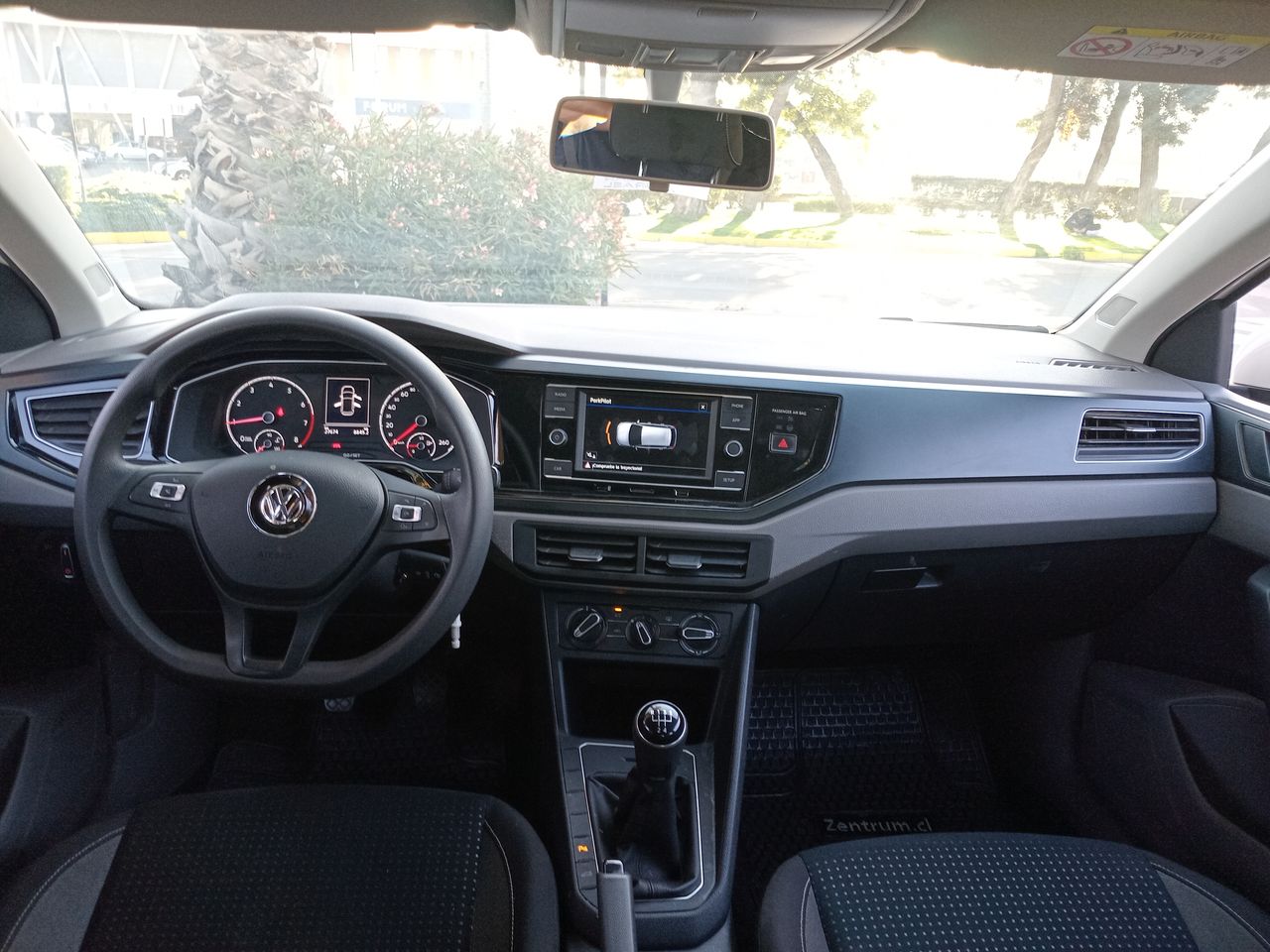 VOLKSWAGEN - 9