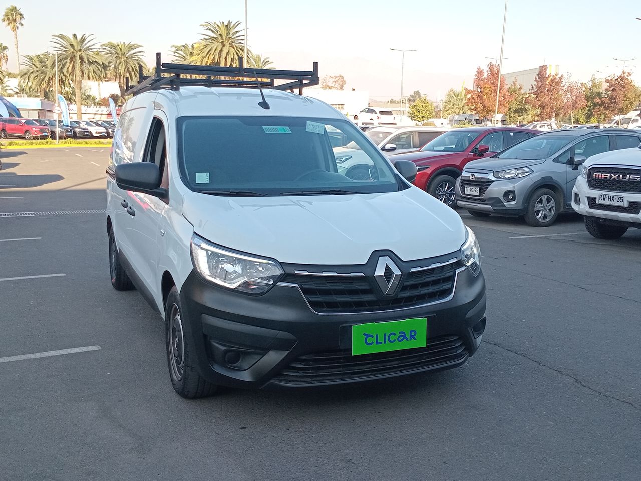 RENAULT - 1
