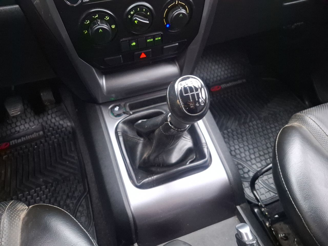 MAHINDRA - 29