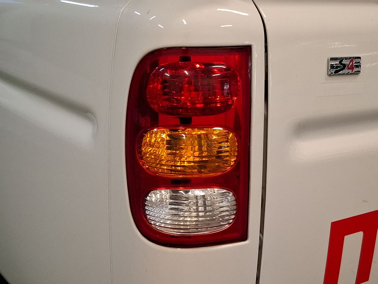 MAHINDRA - 21
