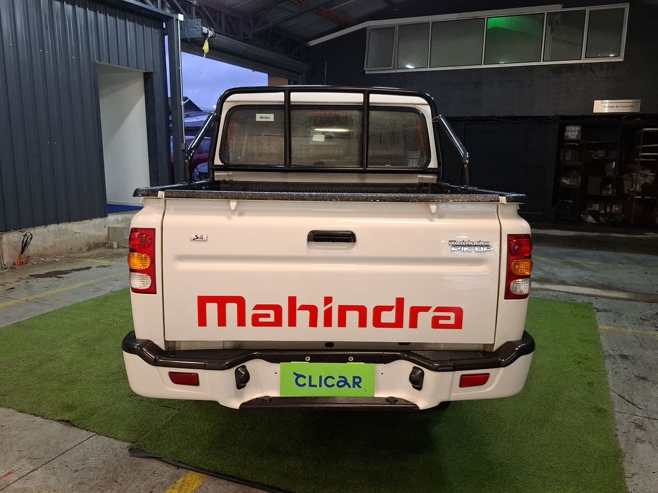 MAHINDRA - 6