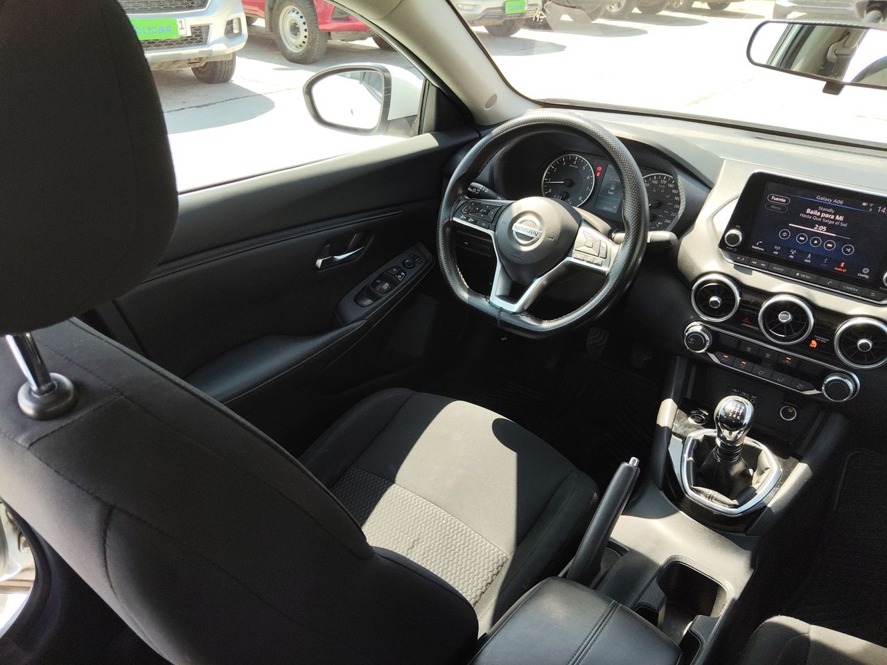 NISSAN - 16