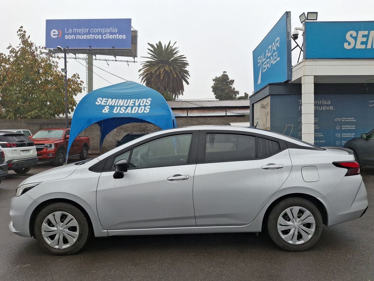 NISSAN - 4