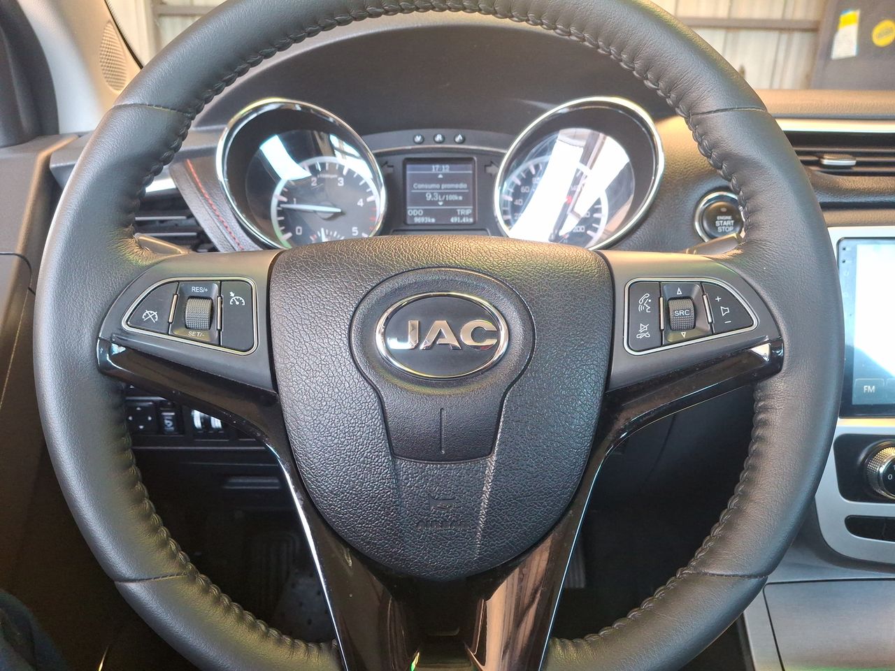 JAC - 25