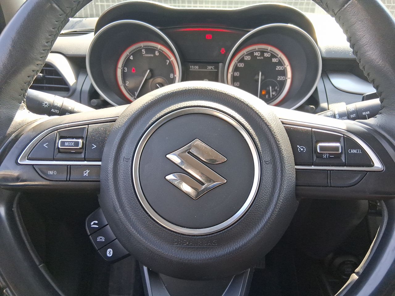 SUZUKI - 22