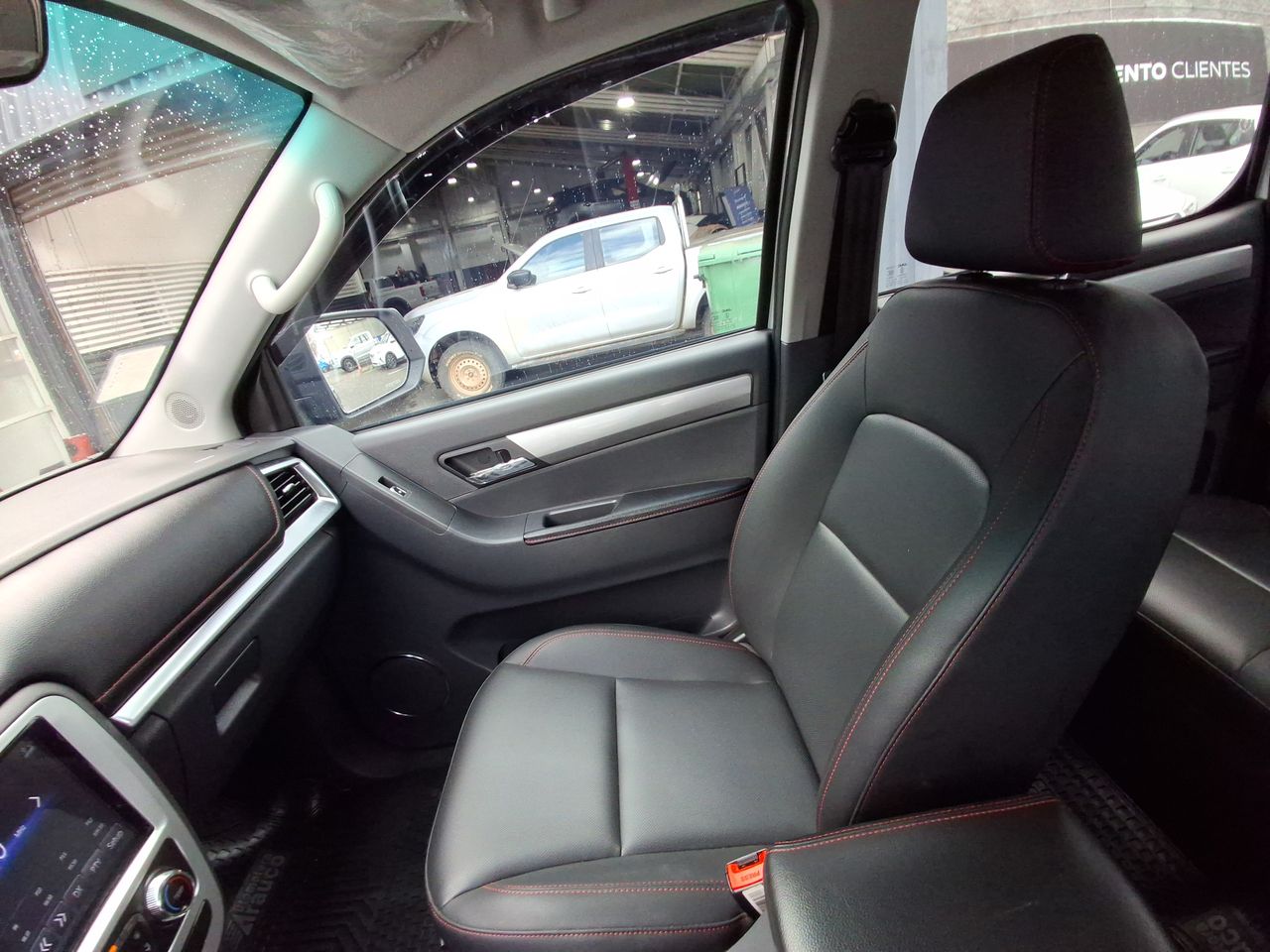 JAC T8 — foto 24 de 26