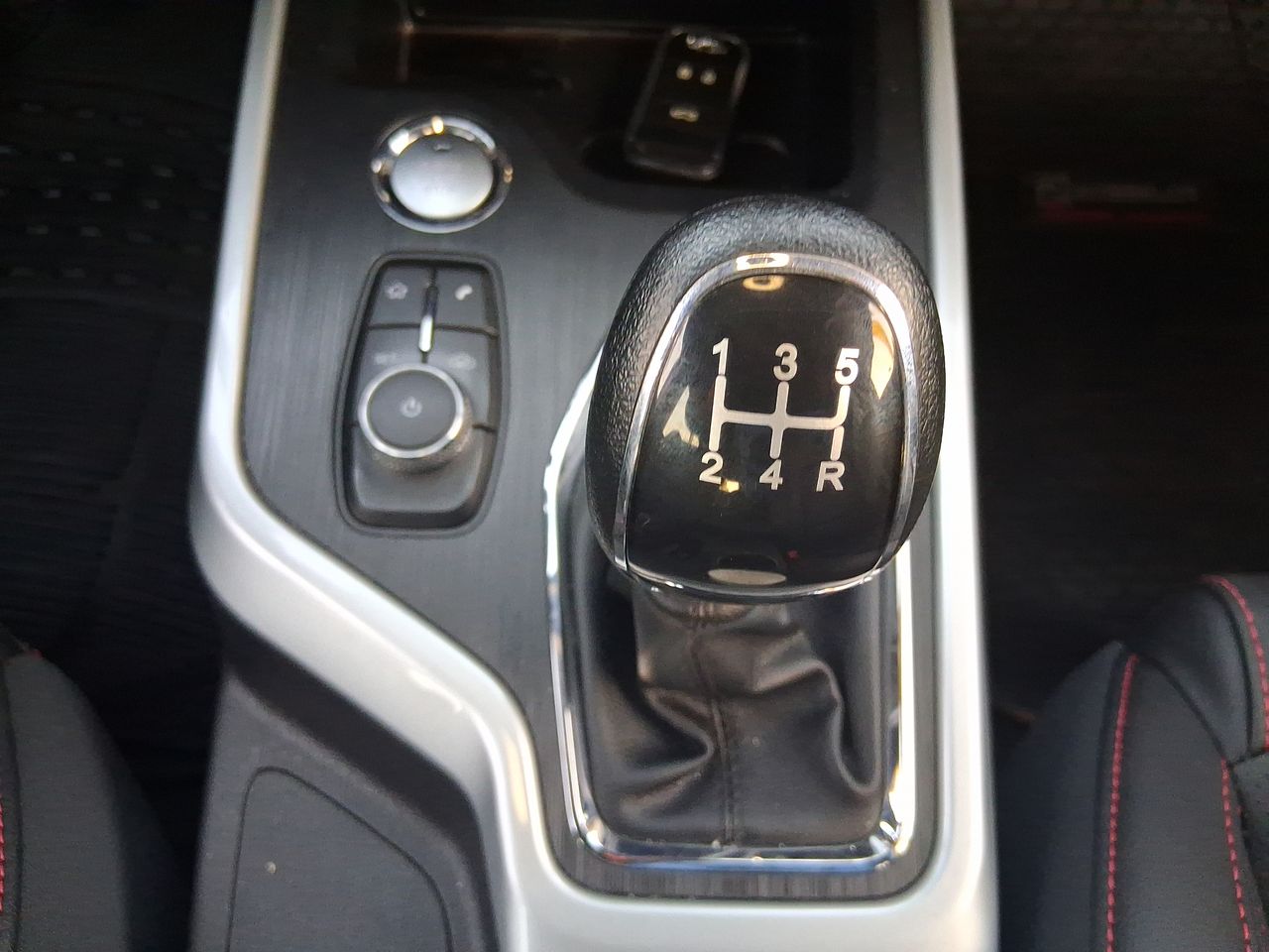 CHERY - 32
