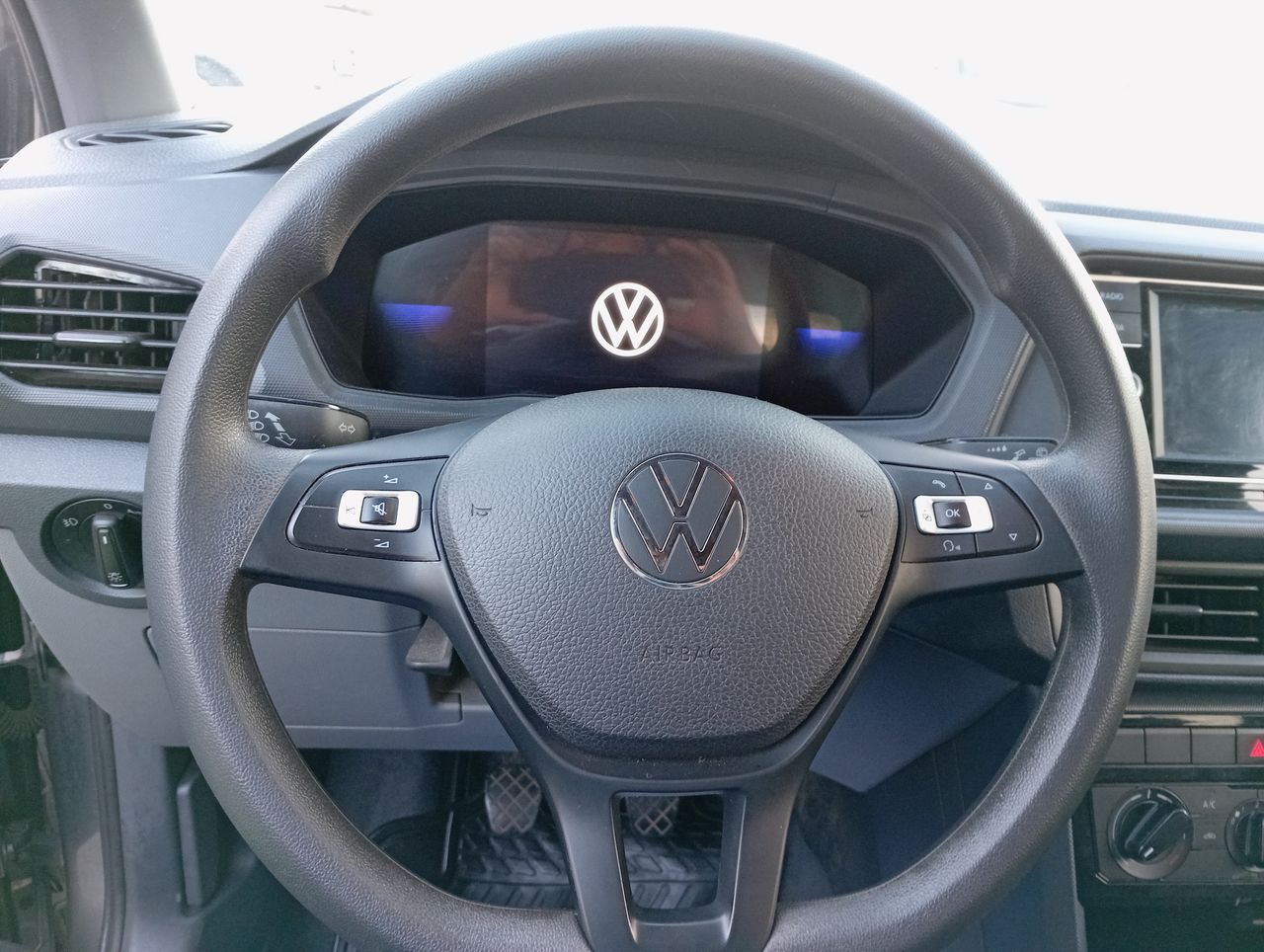 VOLKSWAGEN - 15