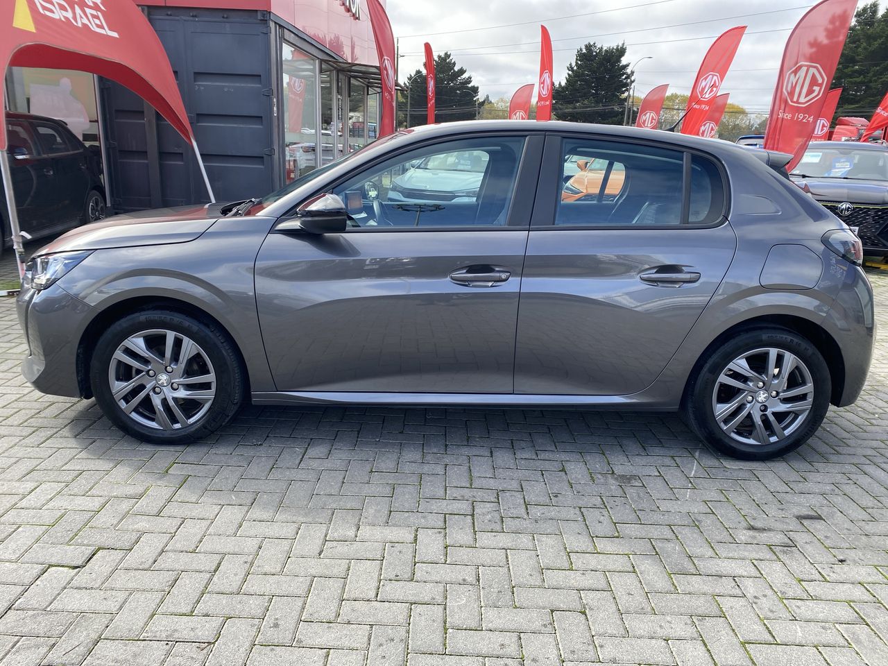 PEUGEOT - 4