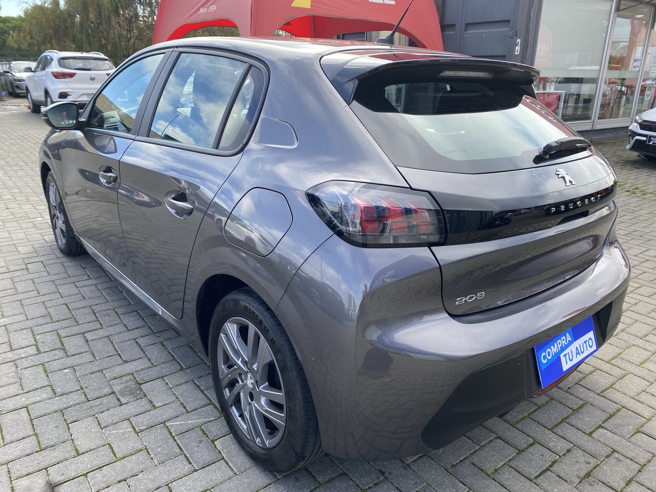 PEUGEOT - 5