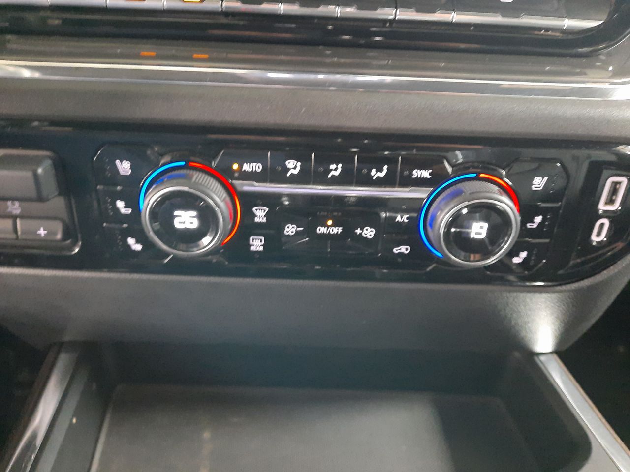 CHEVROLET - 23