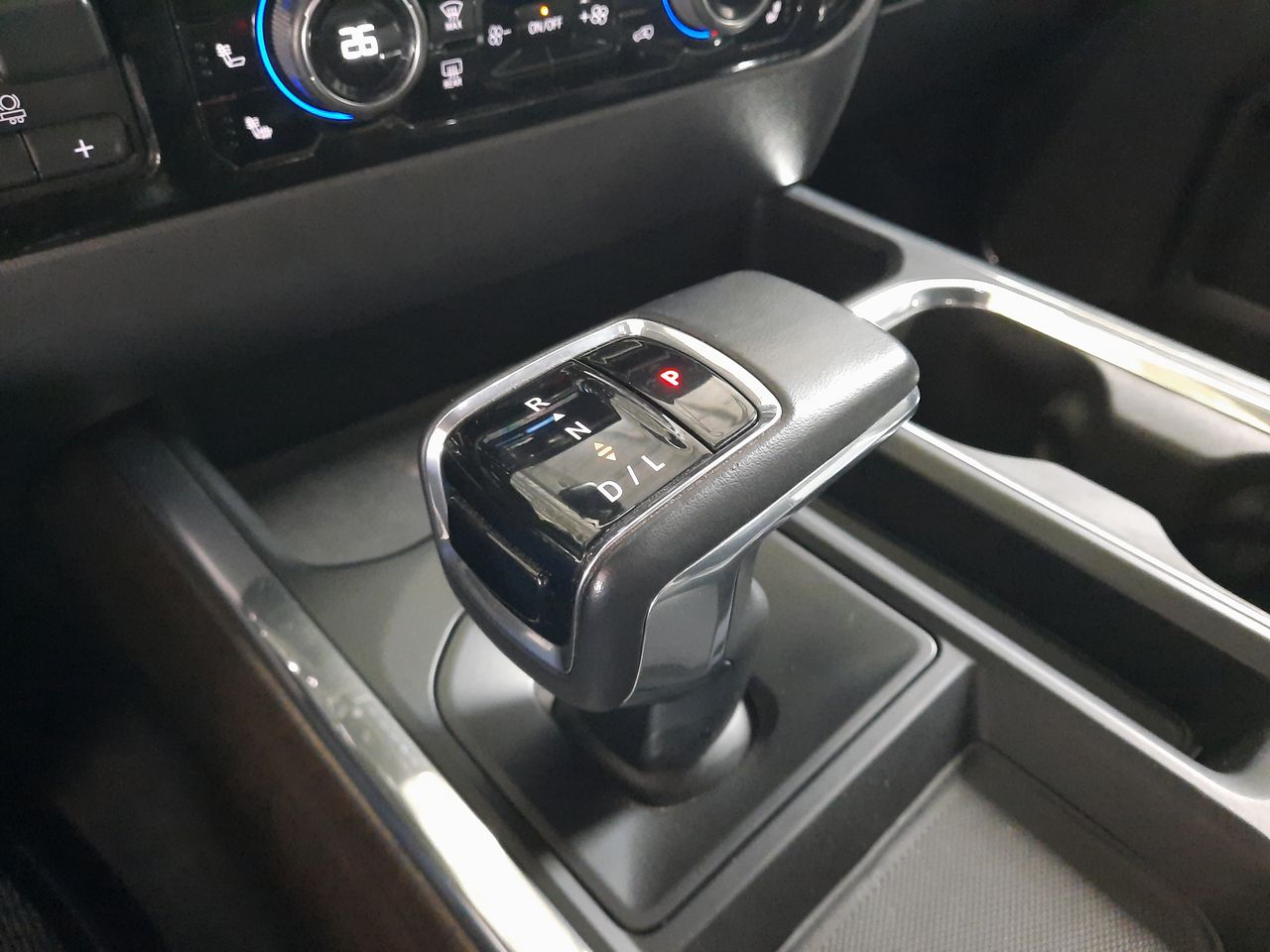 CHEVROLET - 24