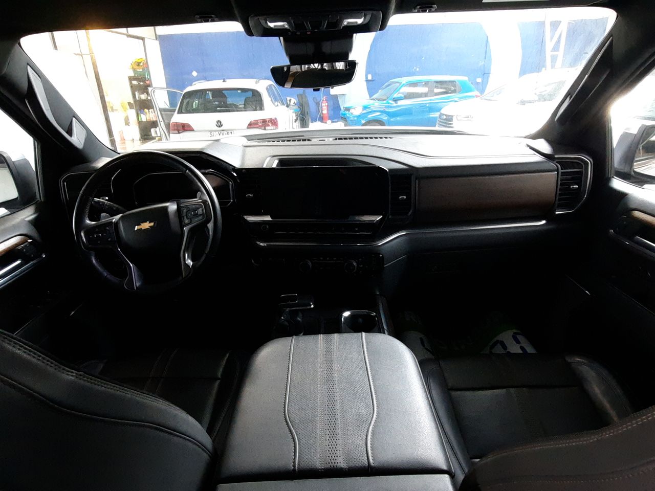 CHEVROLET - 25