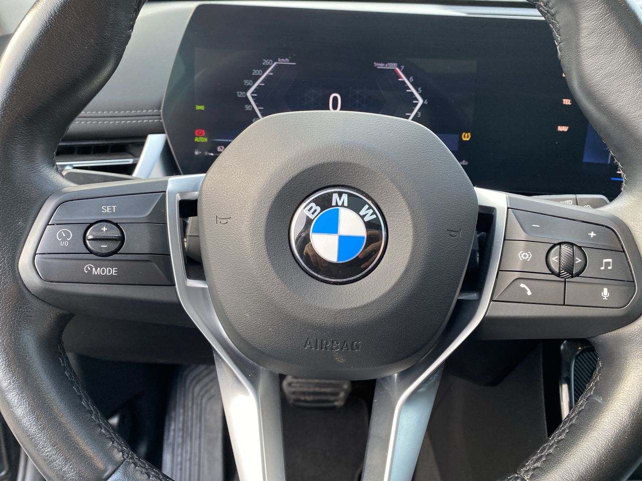 BMW - 25