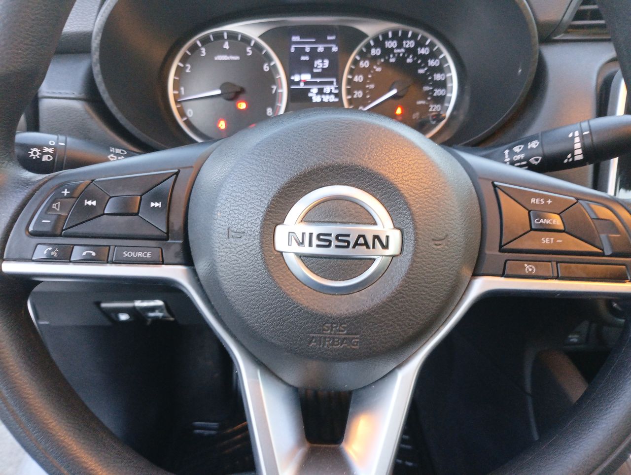 NISSAN - 18