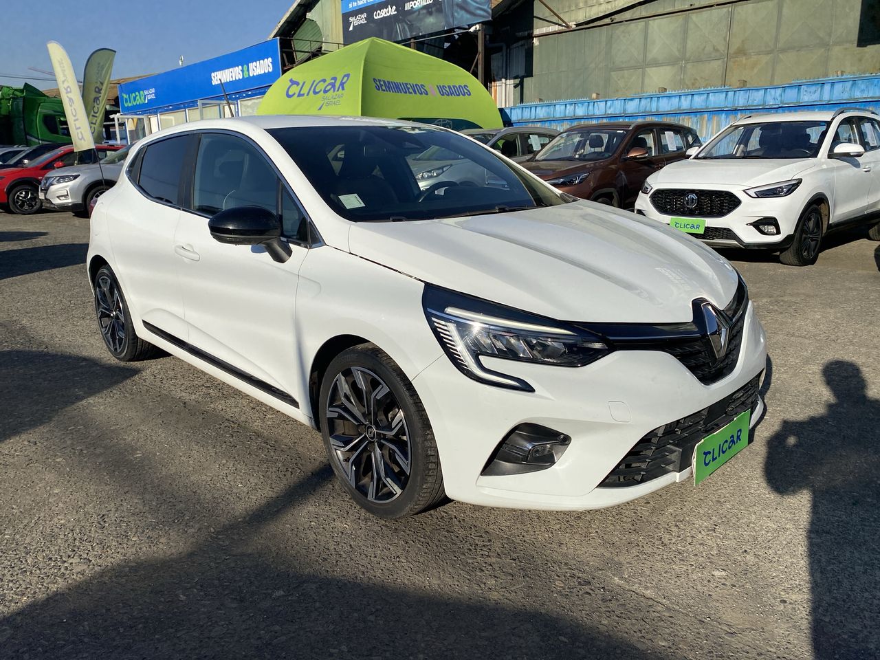 RENAULT - 1