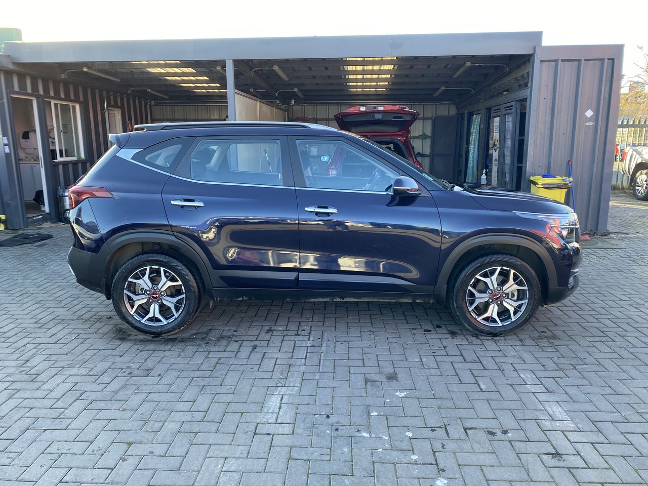KIA - 8