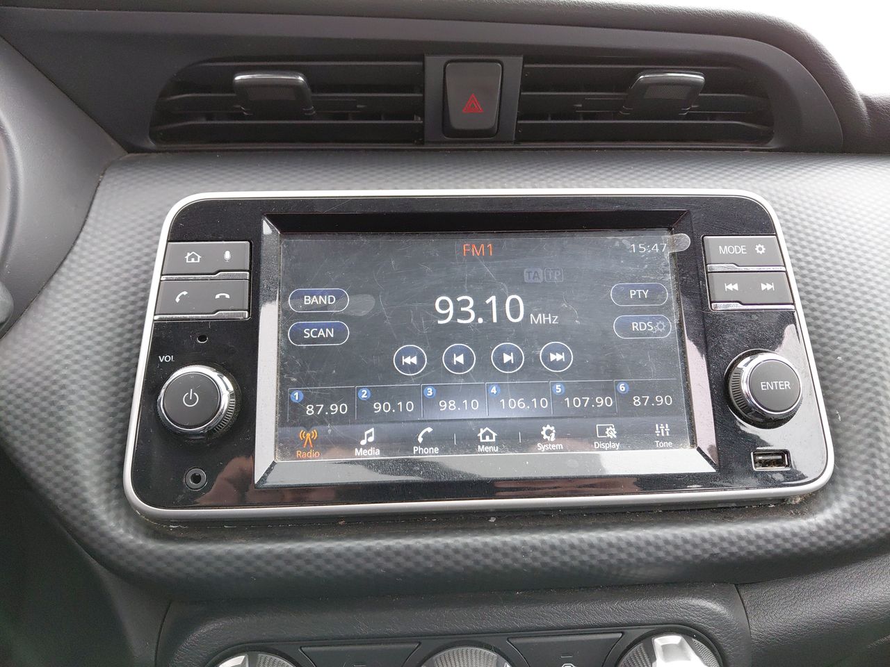 NISSAN - 17