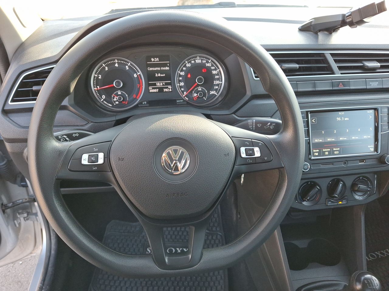 VOLKSWAGEN - 16