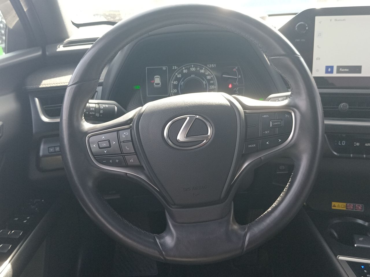 LEXUS - 26