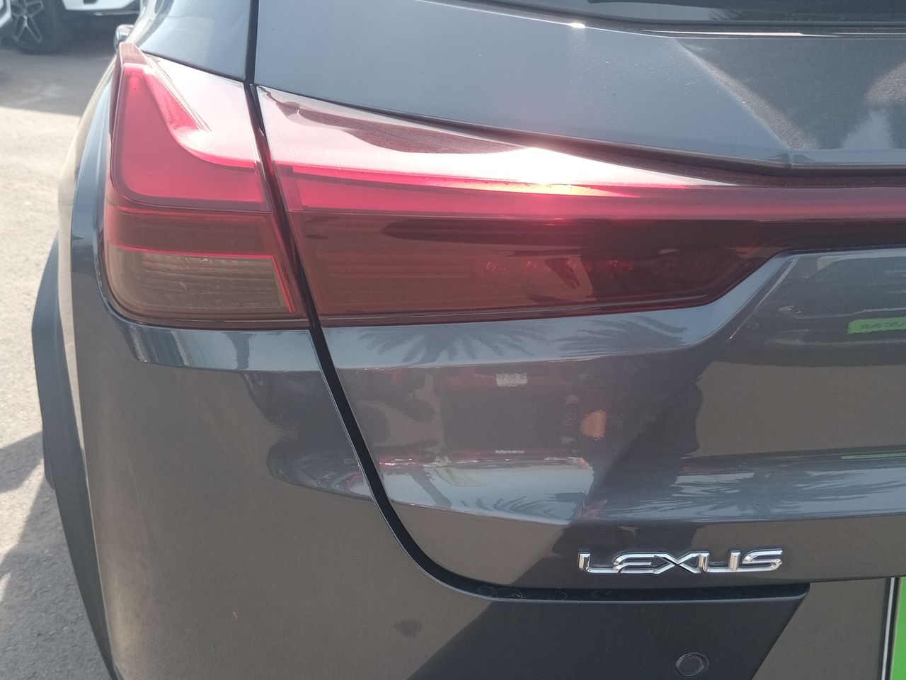 LEXUS - 21