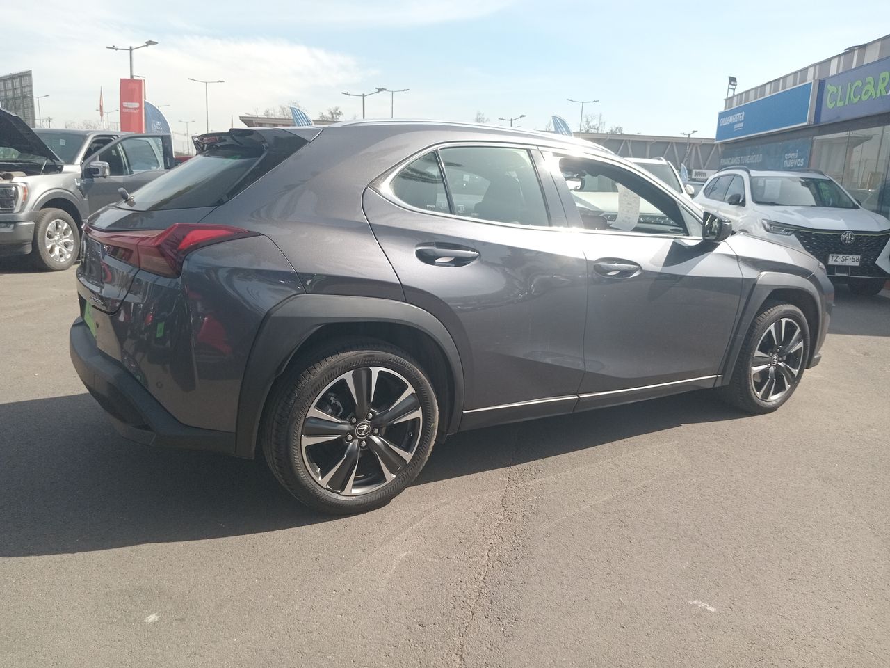LEXUS - 7