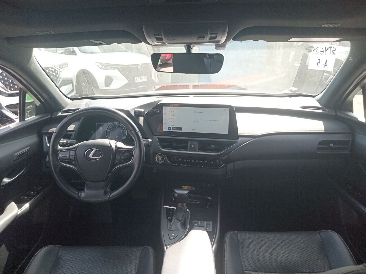 LEXUS - 9