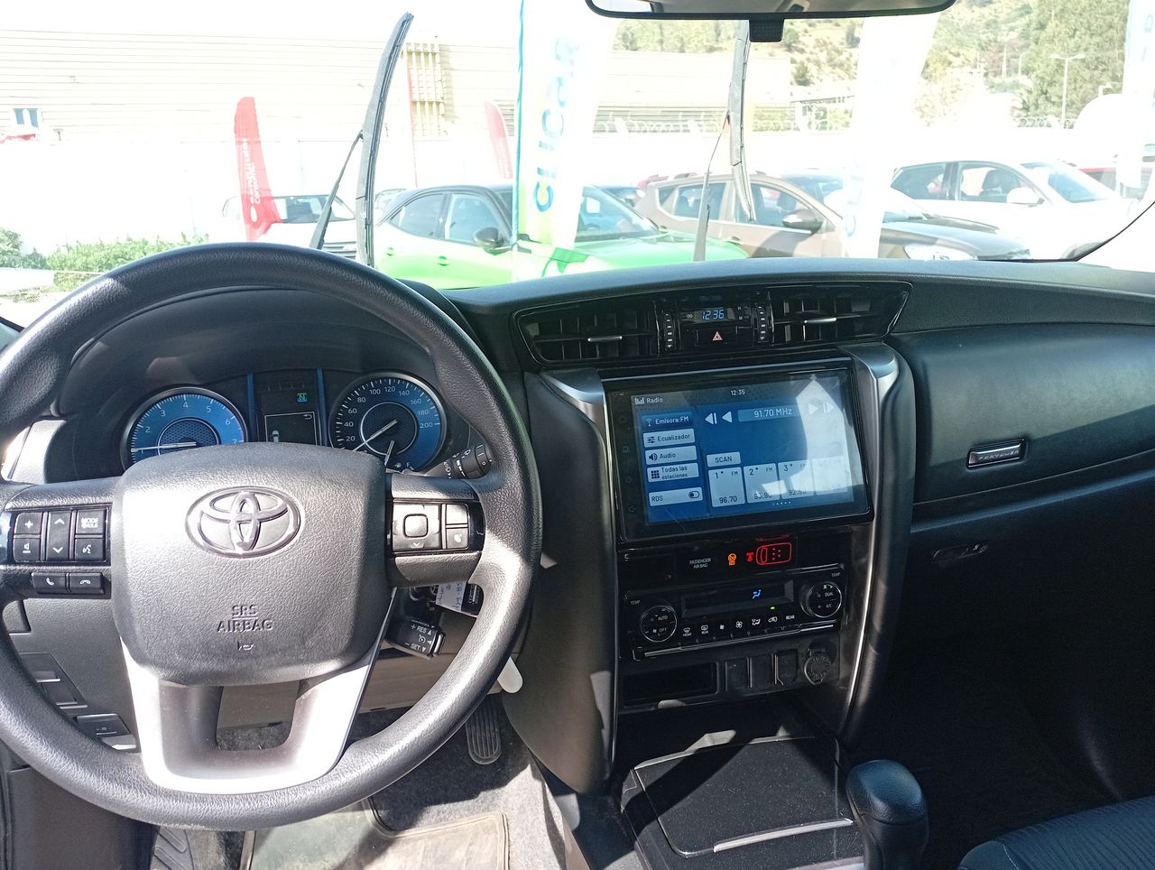 TOYOTA - 15