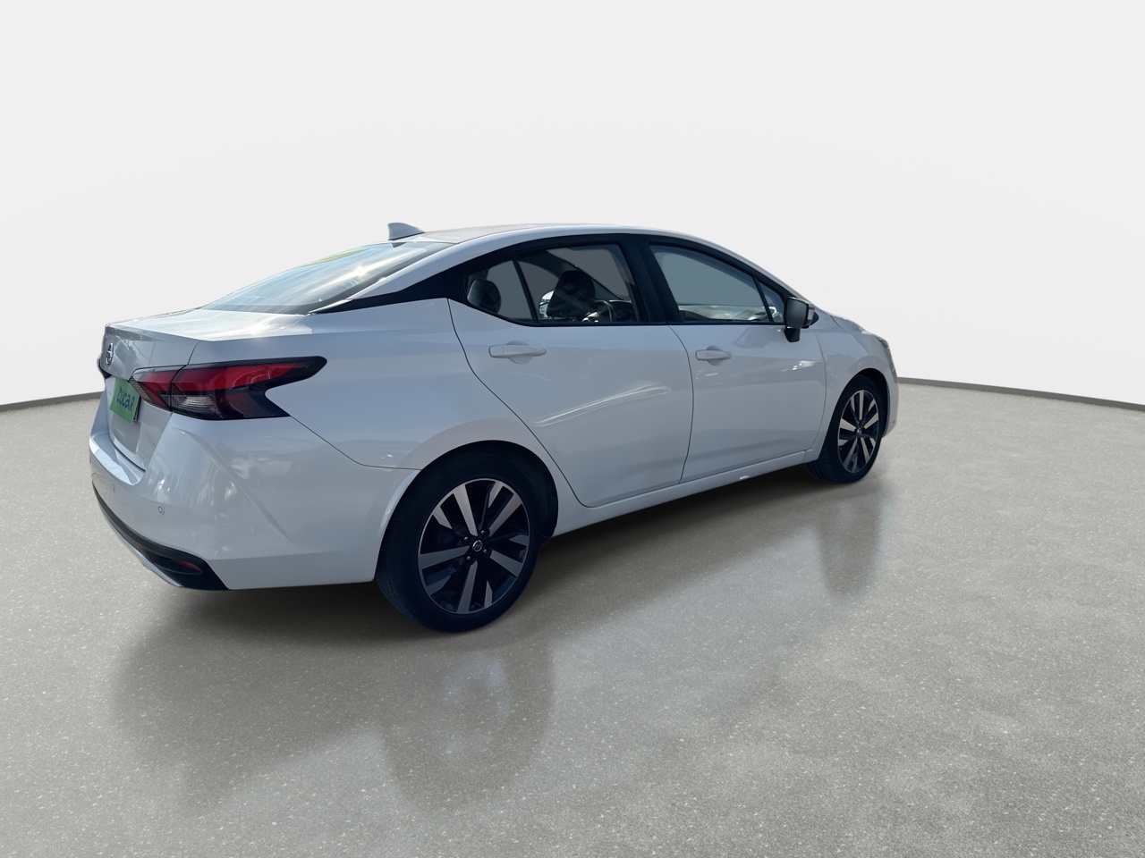 Nissan Versa — foto 8 de 35