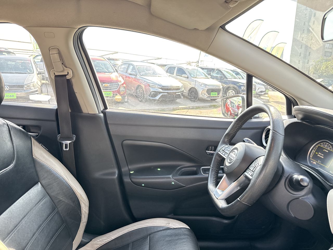 NISSAN - 8