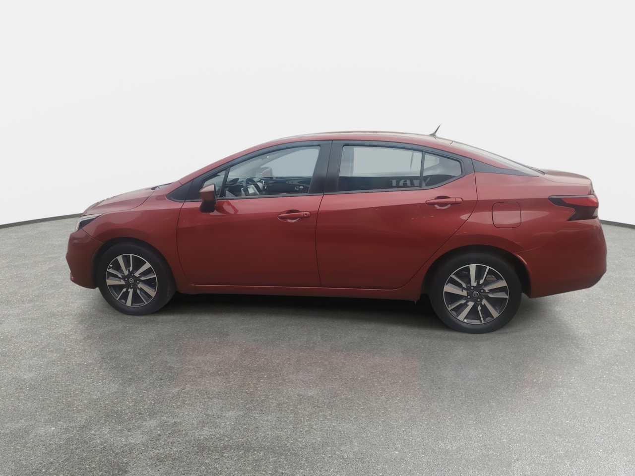 NISSAN - 4