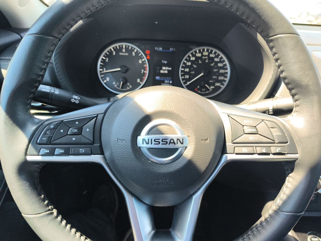 NISSAN - 25