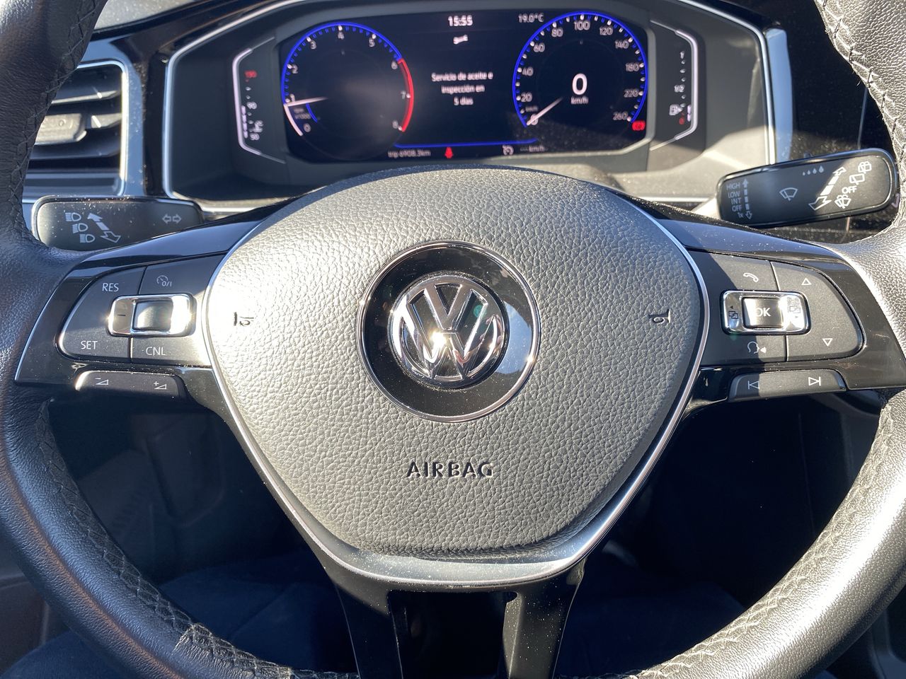 Volkswagen Polo — foto 20 de 29