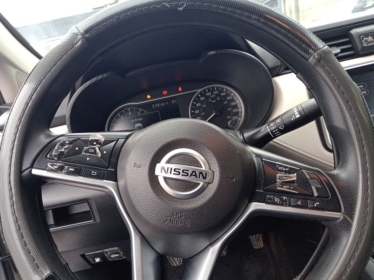 Nissan Versa — foto 16 de 26