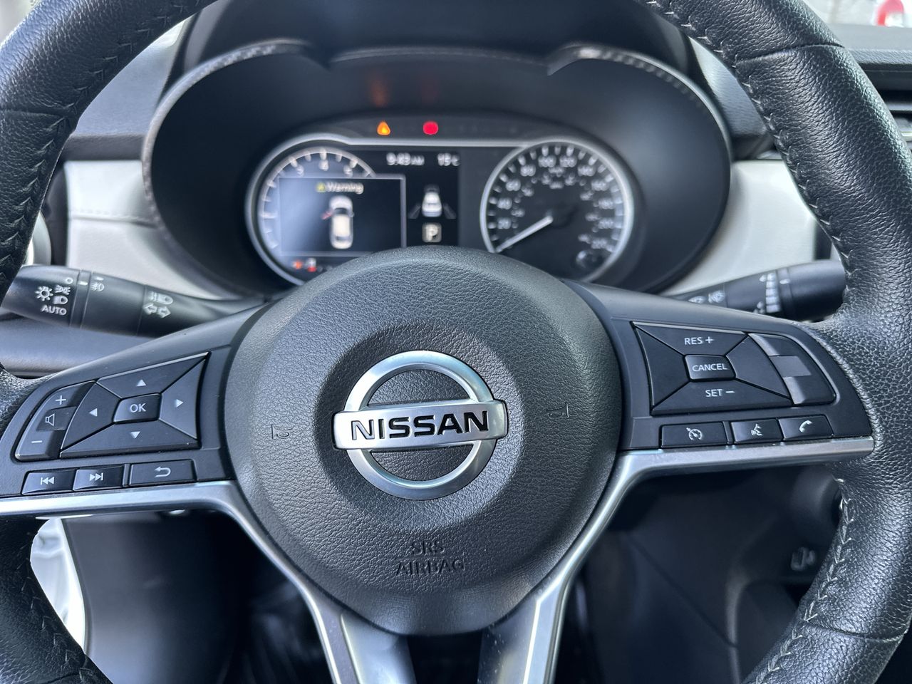 NISSAN - 26