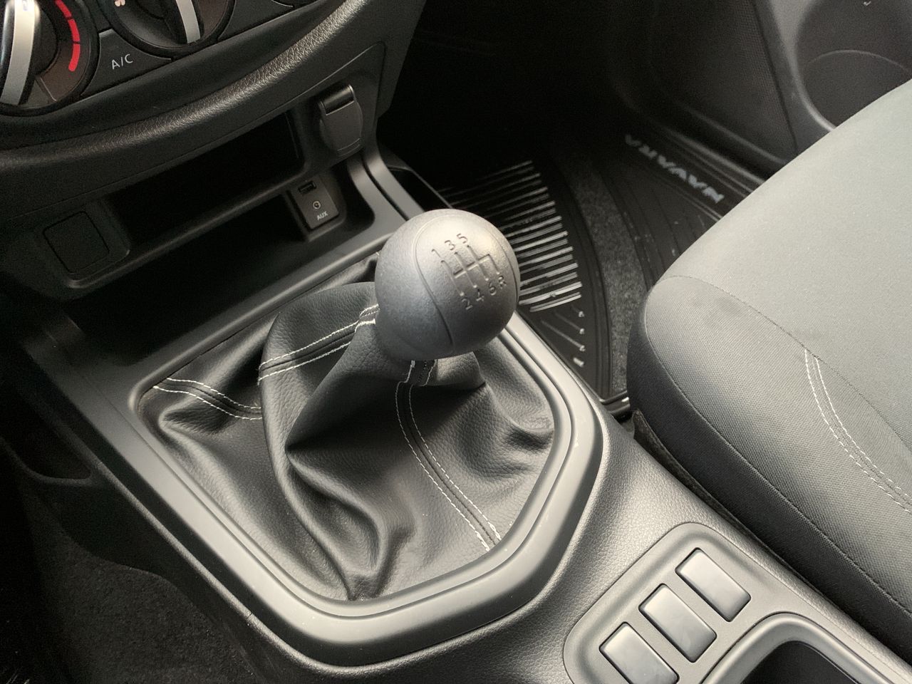 NISSAN - 29