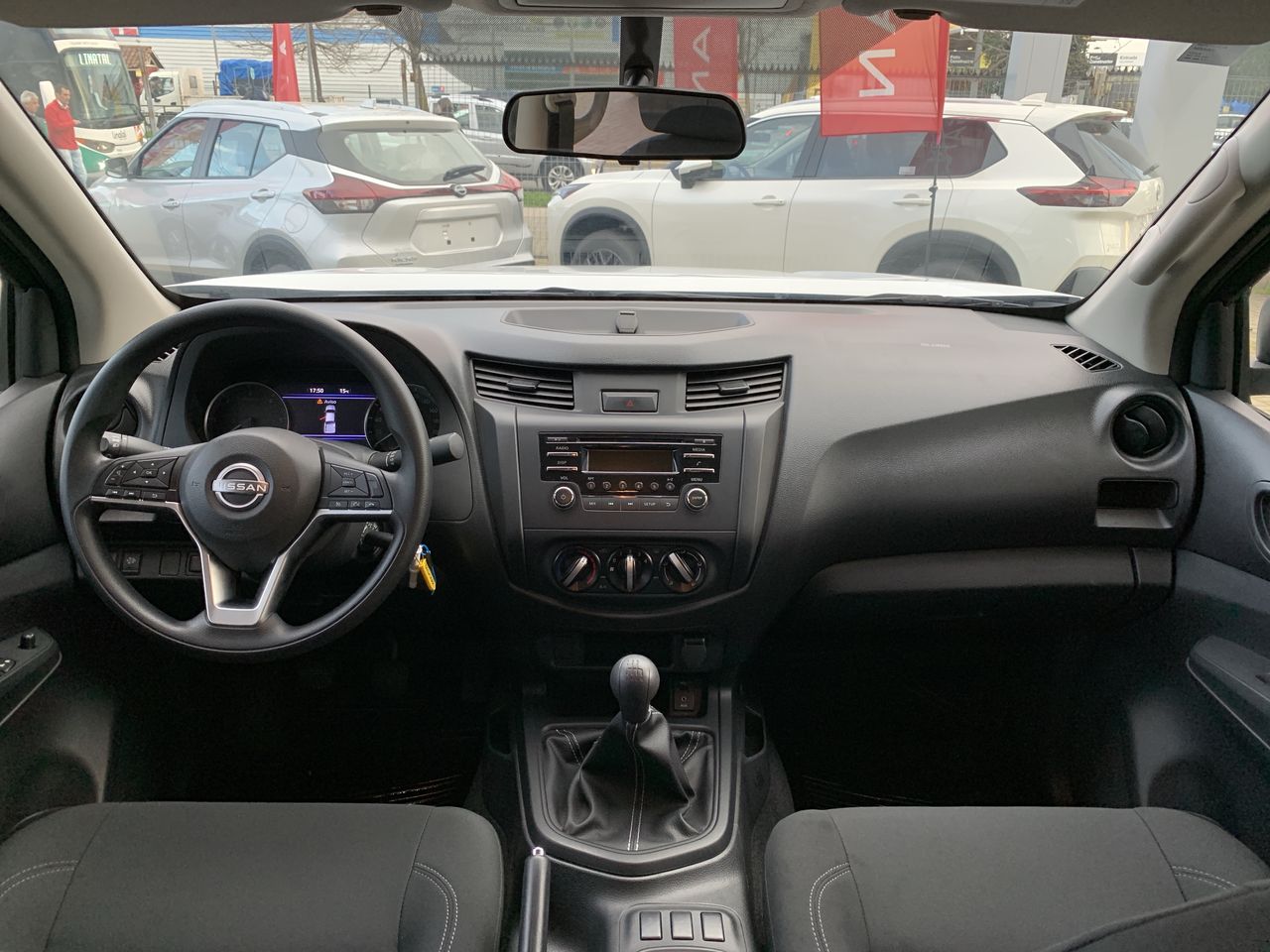 NISSAN - 30