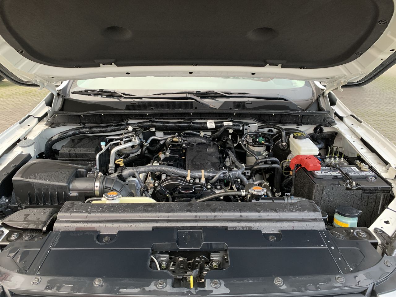 NISSAN - 18
