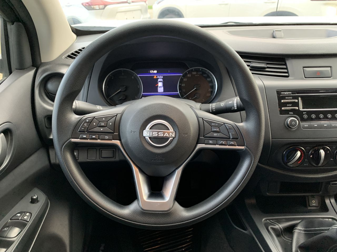 NISSAN - 24