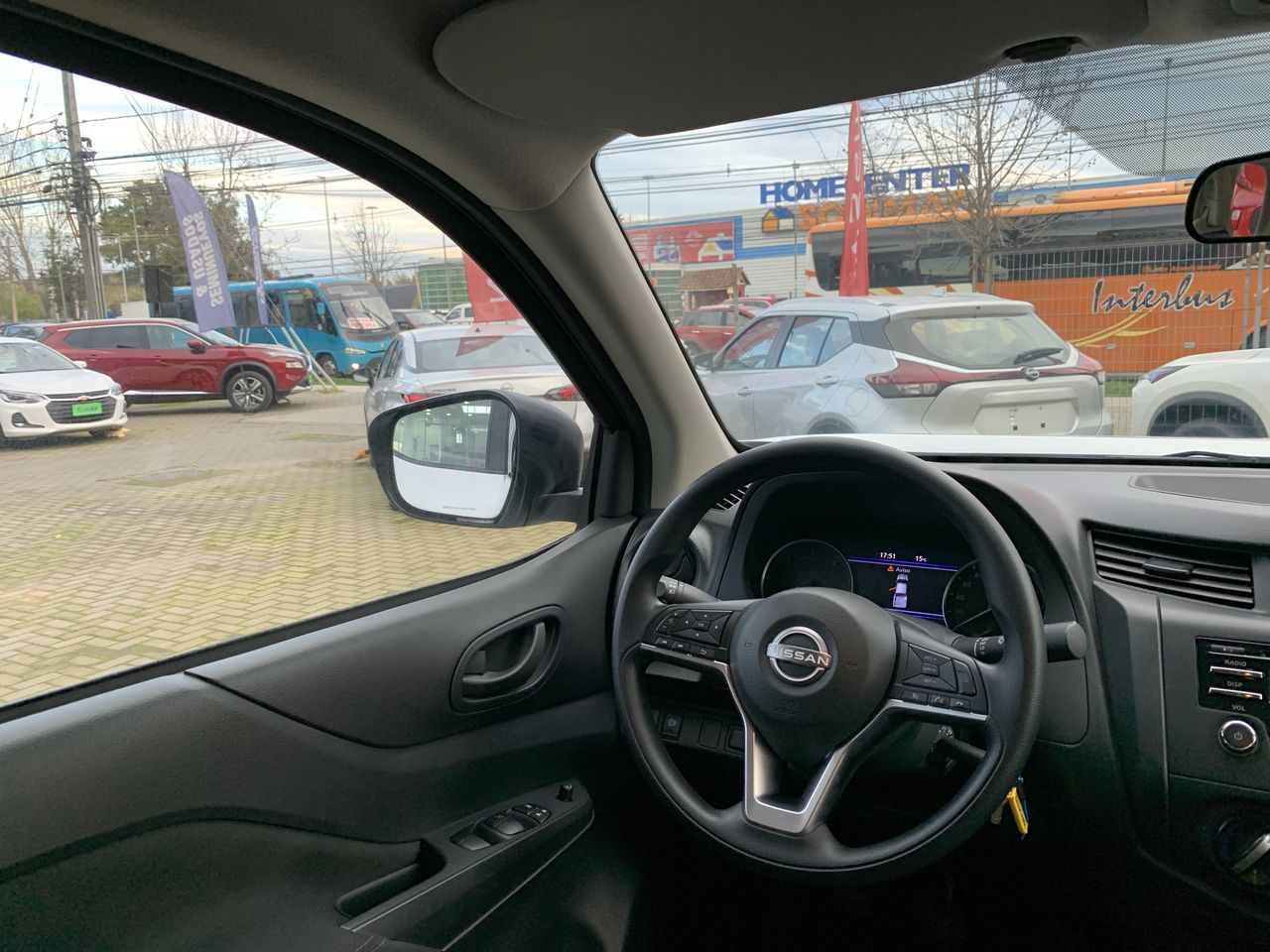NISSAN - 16