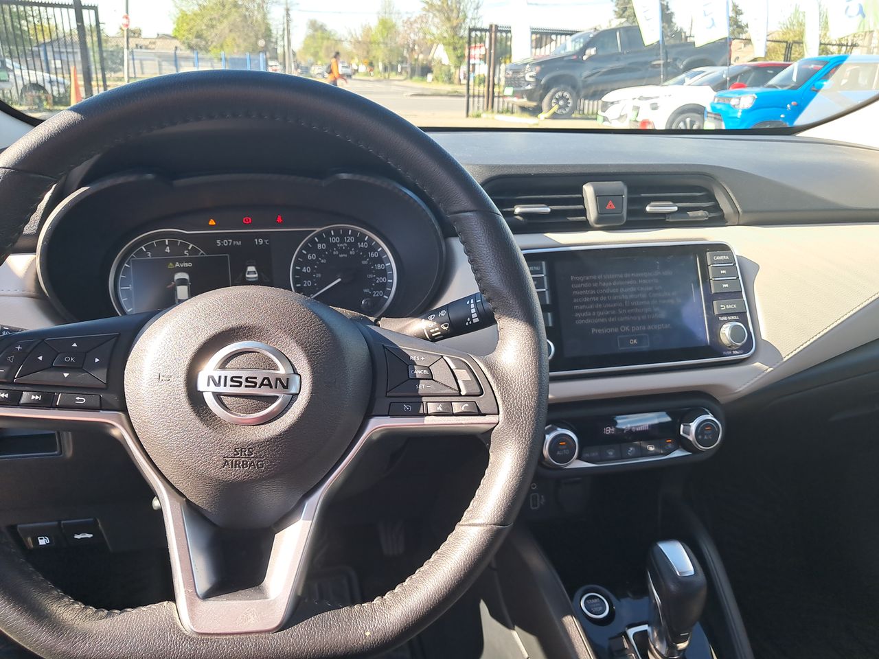 NISSAN - 32