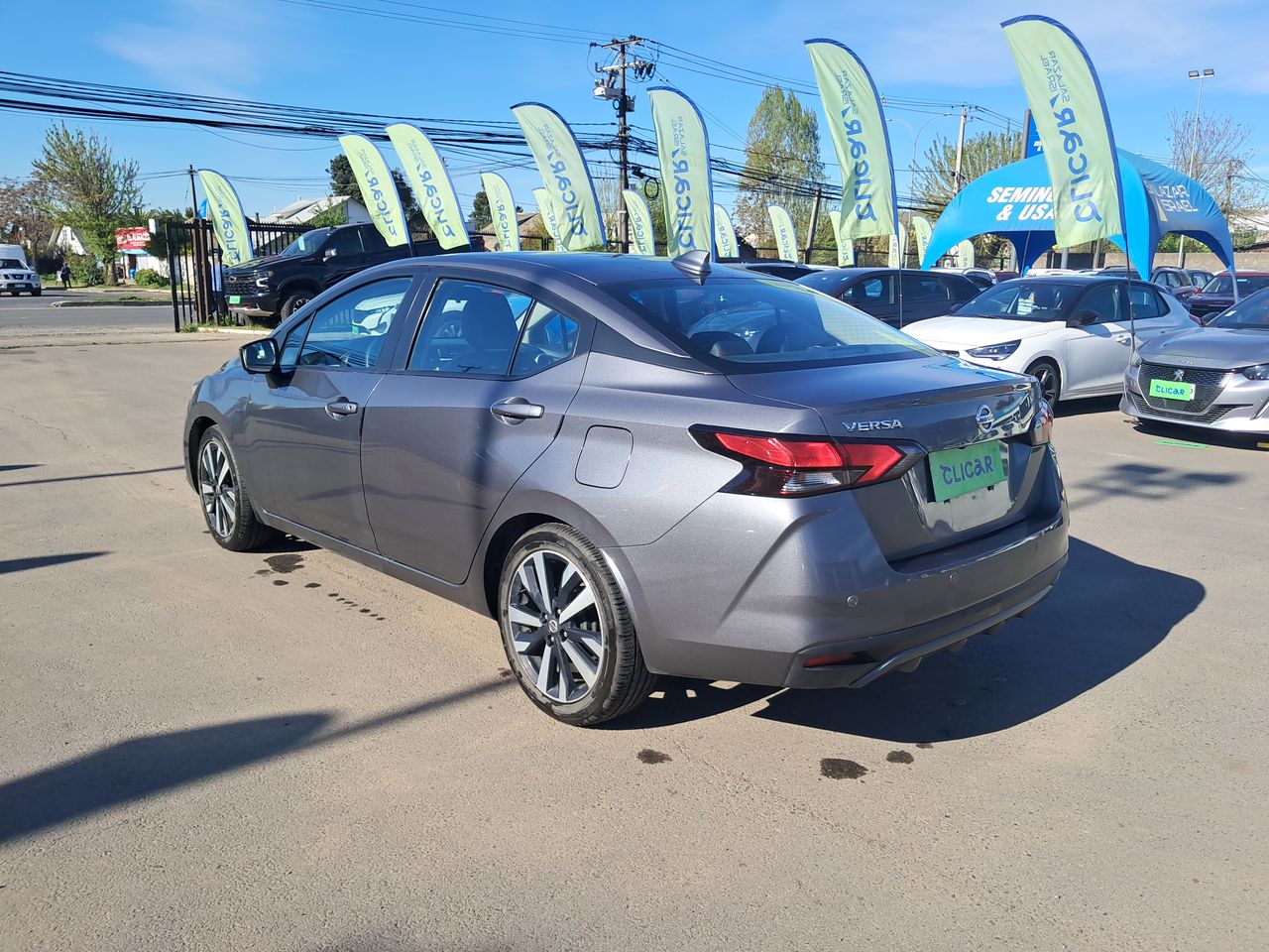 NISSAN - 5