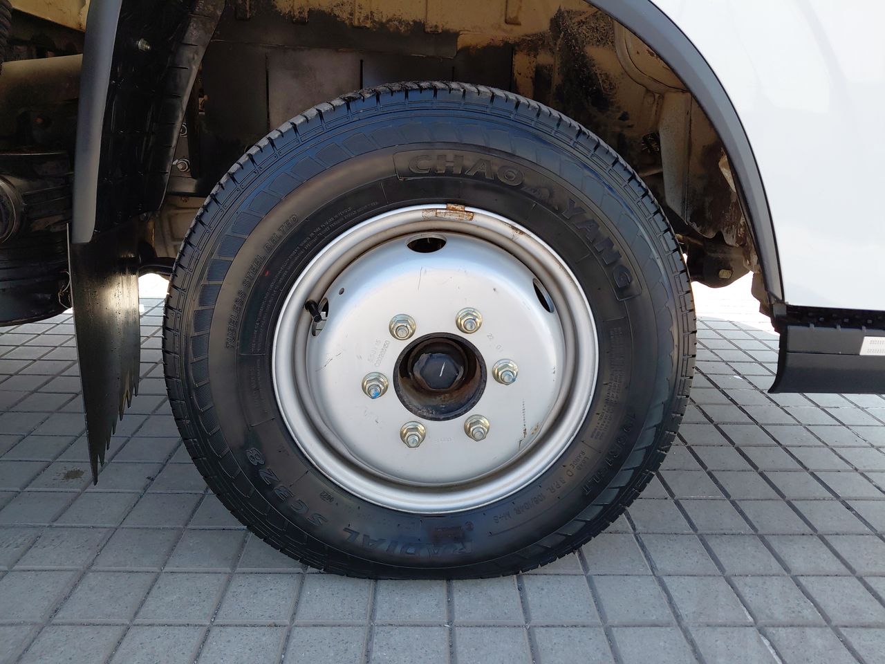 Maxus C35 — foto 10 de 25