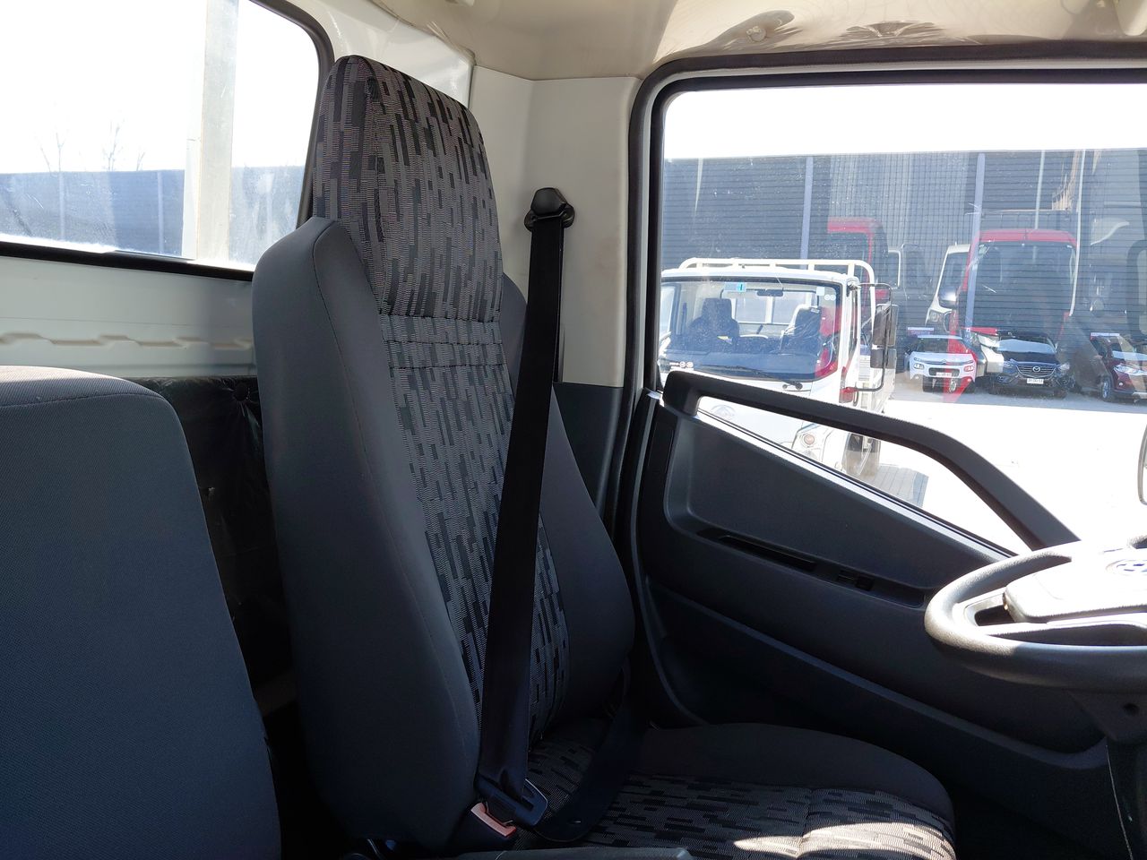 Maxus C35 — foto 7 de 25